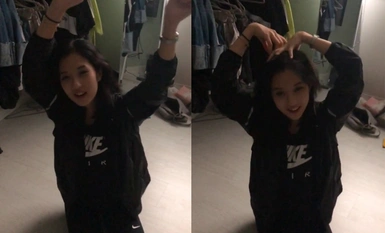 在出租屋里调教自己淫荡的大学生女友，任人摆布各种玩弄，妹子的口活非常顶，被男友无套各种姿势抽插内射