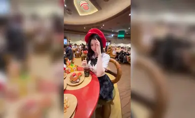 身材爆好的高颜值外卖媛小母狗，雪白肌肤大长腿，大尺度图视(1)