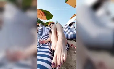 ナイスボディで白い肌と長い脚を持つ美しくセクシーなテイクアウトガール、大型画像（2）