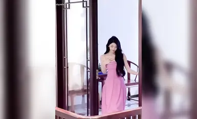 抖音清纯御姐【甜一】与金主裸聊_震动棒揉穴自慰_淫语不断、