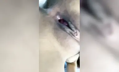 19歲極品小母狗，身材超棒，被猥瑣男調教蹂躪，各種道具齊上陣，高潮嬌喘不斷 (2)