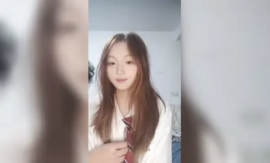 19歲極品小母狗，身材超棒，被猥瑣男調教蹂躪，各種道具齊上陣，高潮嬌喘不斷 (26)