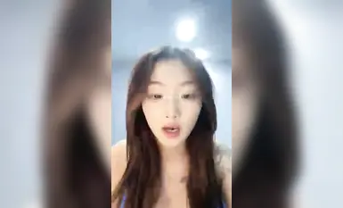 Con đĩ 19 tuổi, thân hình tuyệt đẹp, bị một gã đàn ông bẩn thỉu cưỡng hiếp, với đủ loại đạo cụ, và cô ta lên đỉnh và thở hổn hển (9)