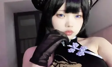 트위터 최고의 큰 가슴, 하얗고 부드러운 분홍색 퍼시, 검은색 가짜 수탉을 타고 분홍색 퍼시에 삽입, 음란한 표정 (2)