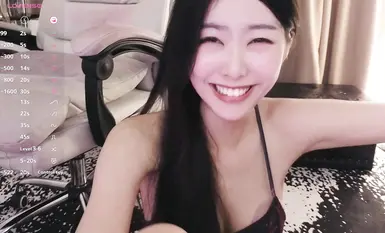 Stripchat แอนคอร์คุณภาพเยี่ยม [Cecilia0903] เทพธิดาอารมณ์ดี ถ่ายทอดสดทุกวัน (22)