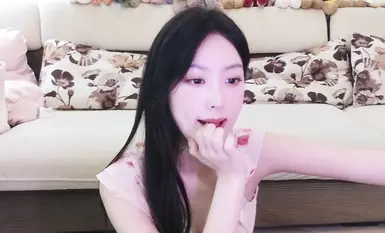 stripchat高顏值主播【Cecilia0903】氣質女神直播日常 (33)