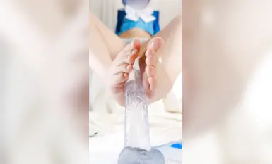 บล็อกเกอร์คอสเพลย์ มีหุ่นที่สวย และสามารถทำได้ทุกอย่าง แต่โชคร้ายที่เขาเป็นบล็อกเกอร์ที่ไม่มีหัว แต่เขาเก่งในการโพสท่าในชุดสูทหลายแบบ (9)