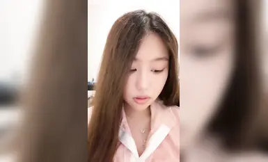 【柒萌小玉】G奶尤物!_白皙巨乳發騷掰穴特寫道具抽插_1