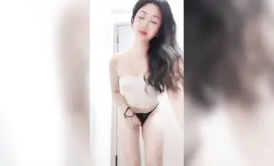 Xixi - Napakagandang babae na may puting balat ~ Sobrang puti at malambot ~ Magagandang mga binti at puwitan na nagsasalsal at pumulandit (4)