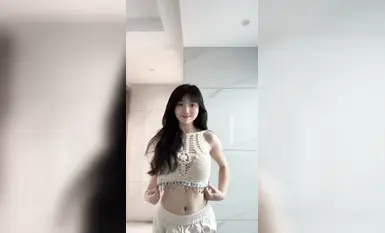 抖音網紅【寶貝77】集高顏值與極品身材於一身的反差婊  (2)