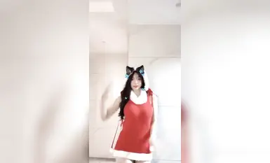 抖音網紅【寶貝77】集高顏值與極品身材於一身的反差婊  (6)