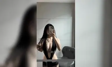 抖音網紅【寶貝77】集高顏值與極品身材於一身的反差婊  (7)