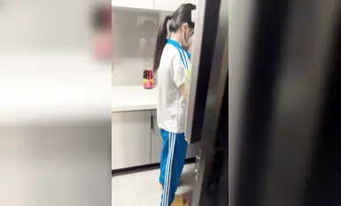 [91 Wanwan] Memakai pelbagai pakaian seragam seksi dan disetubuhi dalam pelbagai posisi_Topeng mata pelbagai renda juga sangat seksi (10)