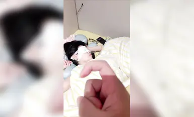 [91 Wanwan] Wearing various sexy uniforms and being fucked in various positions_The various lace eye masks are also very sexy (18)