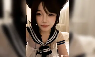 Magandang babae na may mataas na hitsura, maputi malambot na malalaking tite, maliit na Loli, dalisay at kaakit-akit, nagsasalsal sa kulungan ng aso, sobrang kaibahan, asong babae (5)