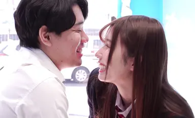 SDMM-201 逃離魔鏡！ 7 特別篇，為不懂「LIKE」和「LOVE」的18歲少年們撐腰！如果他們在100分鐘的限定時間內不發生性關係，就無法逃脫。當兩個不該發生關係的人被鎖在魔鏡裡時，會發生什麼事？他們最終會經歷禁忌的性愛嗎？