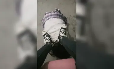 女女調教，女主人狠扇耳光，巴掌啪啪響，女M跪地求饒。舔鞋底、舔腳卑微女奴-3