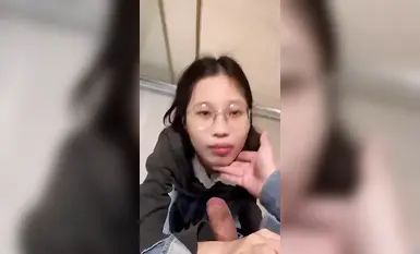 สอนนักเรียนสาว~ไม่อยากกินเหรอ? ตบหน้ากินไก่ให้เชื่อฟัง! 1