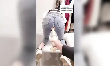 【小叔與侄女】白天活潑好動可愛的侄女_晚上卻被雞巴肏的只剩下抽搐和尖叫