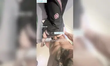 2025年6月最新，【重磅核彈】，68萬粉絲極品網紅蘿莉，【洛寶】高價私拍福利，多少宅男的夢中女神，被操了！