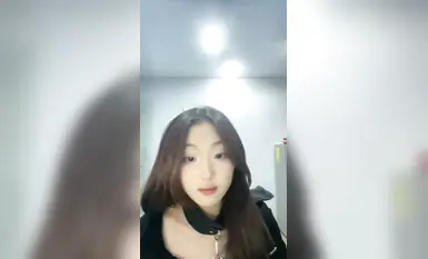 [Trương Dương Dương] Mỹ nhân ngực khủng trường học! Thủ dâm bằng đạo cụ ~ SM không bao cao su ~ Kẹp cổ và quan hệ tình dục điên cuồng (5)