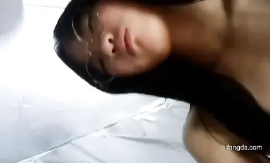 2025年新流，PUA大神【網調加約炮】專業線上線下忽悠套路玩弄學生妹，反差眼鏡妹宿舍銷魂自慰 (4)