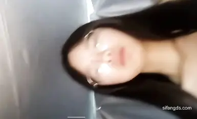 2025年新流，PUA大神【网调加约炮】专业线上线下忽悠套路玩弄学生妹，反差眼镜妹宿舍销魂自慰(5)