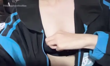 클라우드 디스크에 고화질 얼굴노출 유출, 고가 여대생 사생활 부패, 매일 각종 소품으로 자위행위, 작은 퍼시 핑크빛에 부드러워