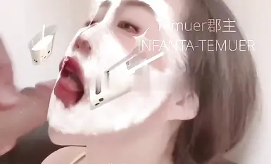 6月重磅流出，露臉才是王道，推特35萬粉絲，超淫反差婊【Temuer郡主】付費門檻，窮人女神，富人母狗 (3)