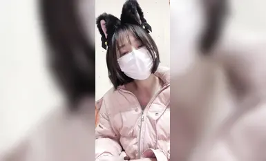 【原芊芊】단발머리 아줌마가 음란한 말로 자위를 한다 (3)