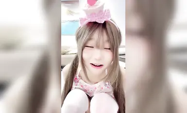 2005 สาวน้อยน่ารัก โลลิ ข้าวโพด mm โชว์สด ถุงน่อง ขา สเปรย์ช่วยตัวเอง จิ๋มสีชมพู (9)