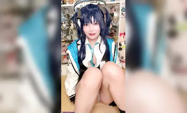 颜值不错，拍摄质量都挺高的，每期都是不同的cosplay角色，撸点肯定够用的，还不错(30)