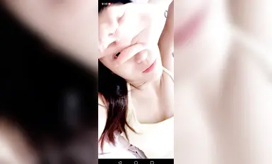 다이예쟈는 다리 밑에서 옷을 다 벗고 생중계하는 모습을 지나가던 노인에게 발견됐는데, 노인은 너무 놀라 입을 다물지 못했다!(1)