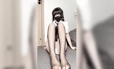 Tik Tok [Xiaoguai] Chân Ngọc Tơ Đen_Diễn giải cốt truyện_Đồng phục cos (4)