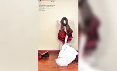 [Yikoubaitaoqi] Twitterヌードダンス福祉少女、アナルプラグ、肌色ストッキング、赤底ハイヒール、オナニー（2）