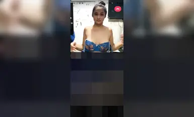 Convinced to show xxxxxs in video call