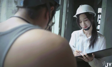 Beautiful JVID drama film [Xuncao] The plumber at the construction site was raped by the black silk hip skirt inspector goddess who was drugged and raped [AI enhanced 4K] ~1