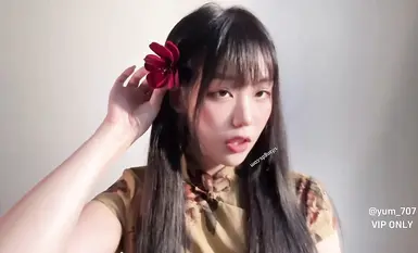 [Corn_yum_707] Brown cheongsam_open crotch stockings_finger crape myrtle