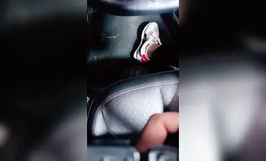 ดึกดื่น เซ็กซ์กลางแจ้งสุดเร้าใจบนรถ บทสนทนาสุดเร้าใจ ครึ่งผลัก ครึ่งผลัก ควยใหญ่สอดเข้าไปแล้วเธอก็เชื่อฟัง