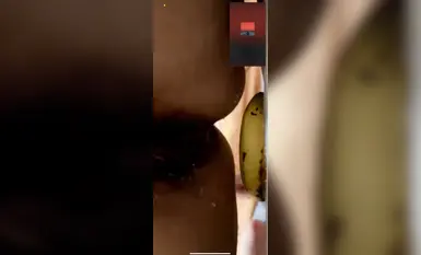 恥ずかしがり屋のメガネっ娘を焦らして弄ぶ_オイルペンバナナオナニー_白い液体がゆっくりと流れ出る（2）