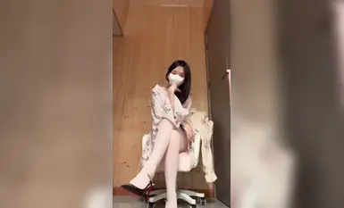 Shishi berkaki panjang kakak props melancap-2