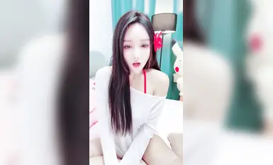 【可可甜心】高顏御姐榨精尤物，淫水泛濫直冒漿 ，黑絲足交騎乘甩奶 (8)