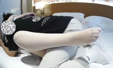 強烈推薦！7月新品，攝影大師【少女時代】C罩杯的20歲女大生主動奉獻出處女膜，主機位視角，超清4K畫質 (5)