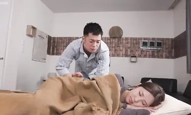 XVSR-822 I've been eyeing my sexy sister-in-law for a while, and I finally gave in to her temptations and fucked her raw and raw for two days while she was on vacation. Mizubata Asami-2