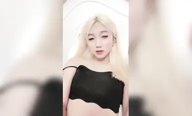 黃毛精神小妹 這個饅頭逼我喜歡 (6)