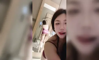 高顏值美女福利姬 微胖身材白嫩大奶自慰噴水 (3)