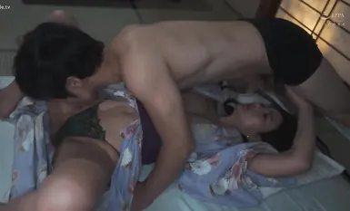 ROE-329 사장 부인, 신졸 사원을 데리고 돌리는 사욕의 질 내 사정 출장 여행 잇시키 모모코