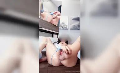 Npxvip ราชินีหน้าอกใหญ่และตูดใหญ่สุดเซ็กซี่ล่าสุด - กระโปรงสะโพกกลวงสุดเย้ายวน + กางเกงชั้นในกลวง + ผ้าไหมเนื้อฉีก