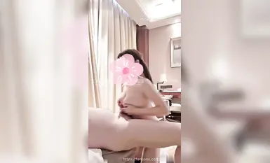 【Bayi berusia tiga tahun】Penjahat kecil ekor dua, kebajikan tetek besar dua ekor-1