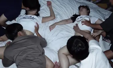 fc2-ppv-4728642(3)【夏日集體淫亂最佳集】S縣◎浜海灘游泳旅行/當地看護女大學生3人①～③・海濱別墅打工/女短期大學生A1人&女短期大學生J1人①～③